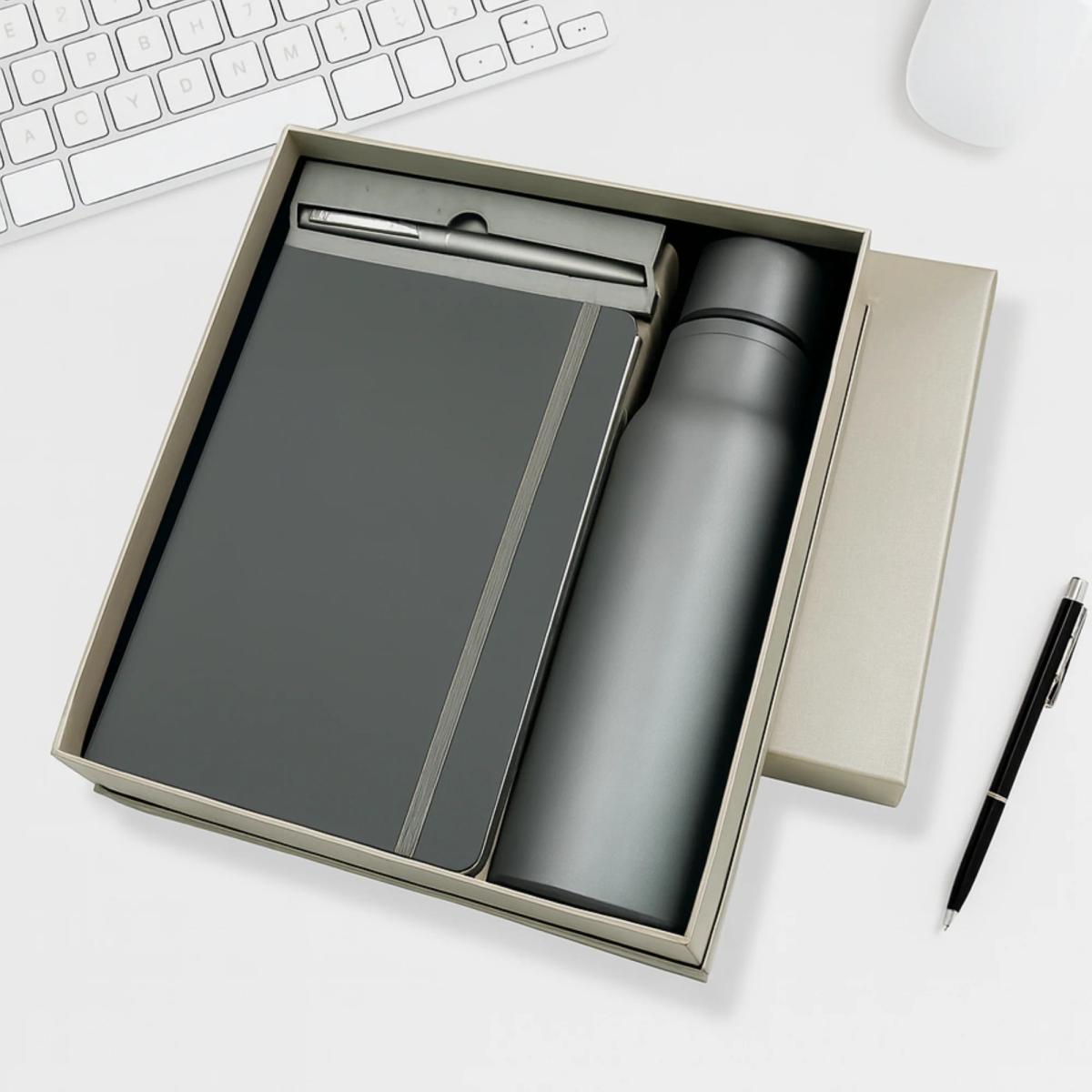 3 in 1 Personalized Corporate Gift Set, photo 9 of 10